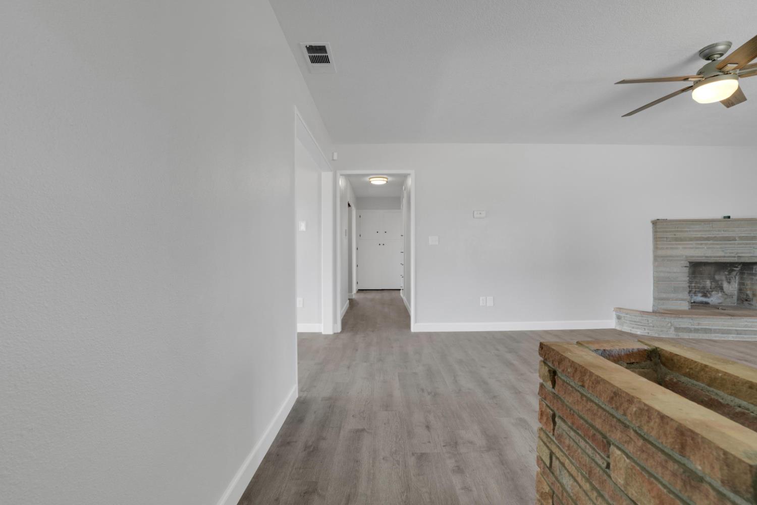 1412 E Glenwood Ave, Turlock, CA 95380