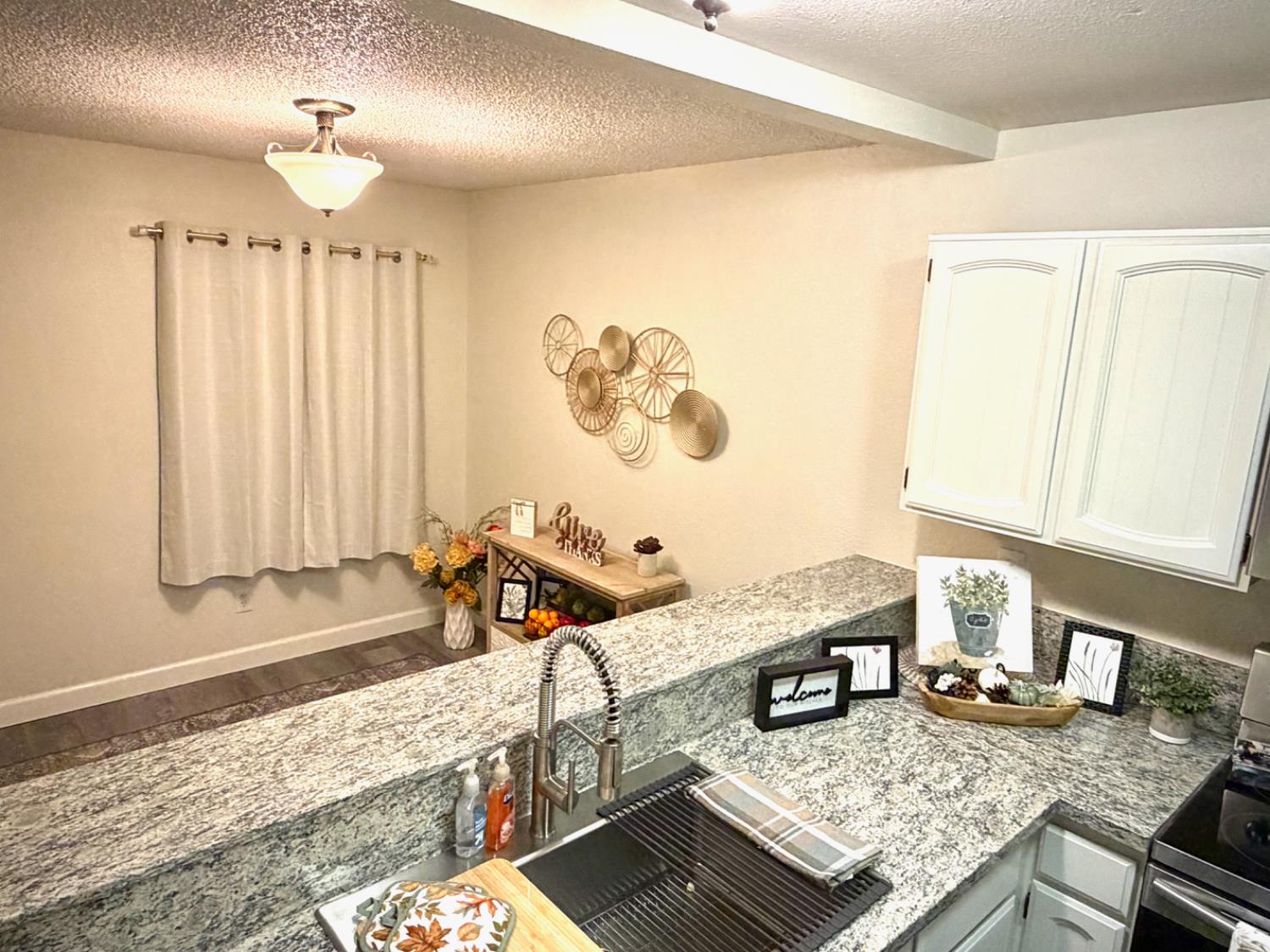 3400 Sullivan Ct #105, Modesto, CA 95356