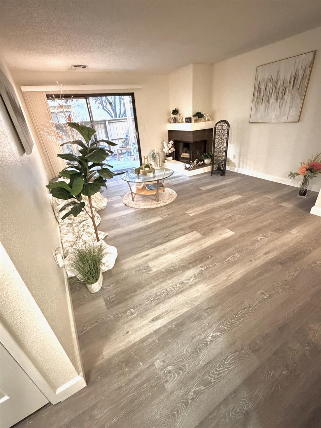 3400 Sullivan Ct #105, Modesto, CA 95356