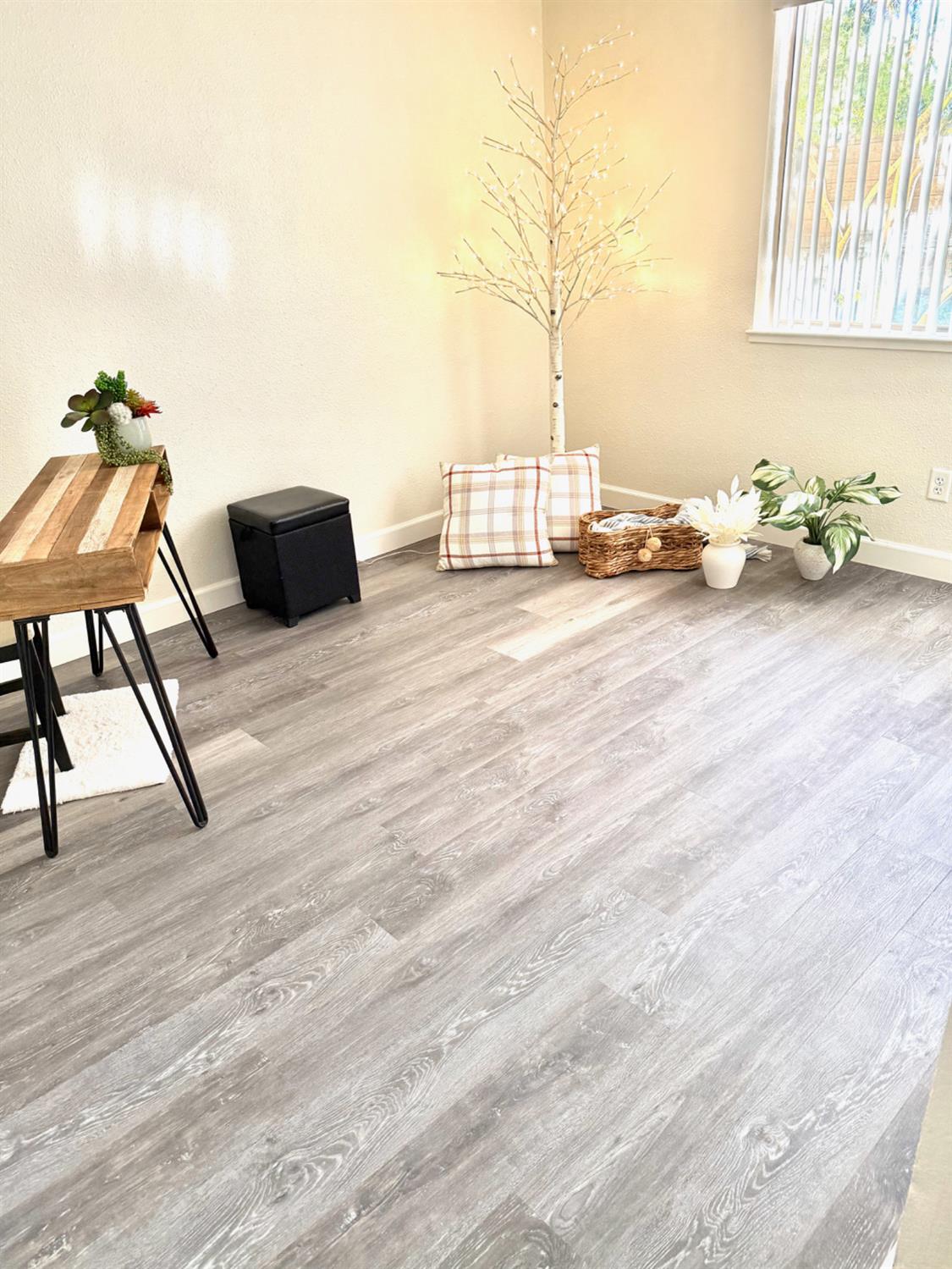 3400 Sullivan Ct #105, Modesto, CA 95356