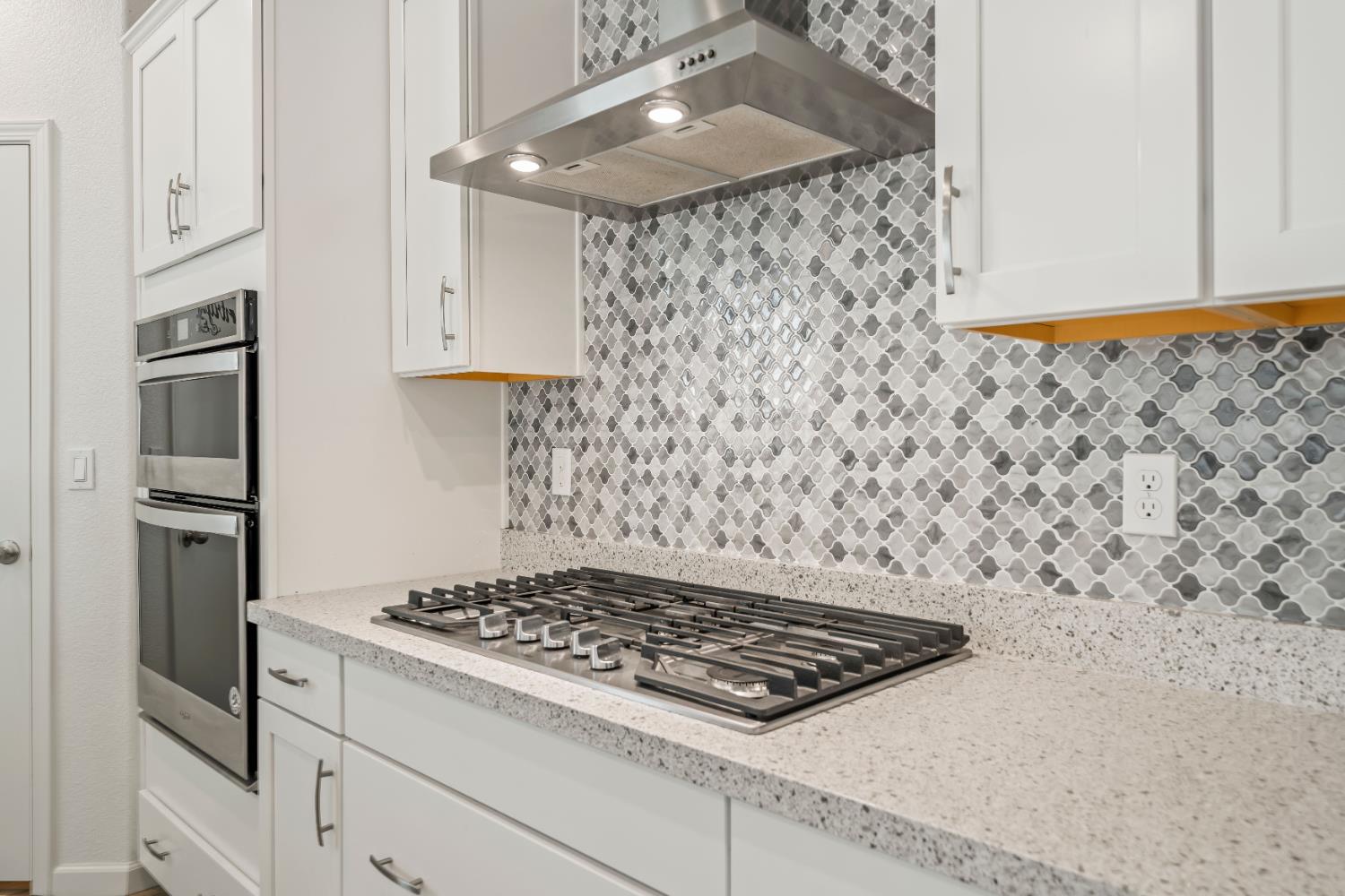 1602 Oleander Ave, Manteca, CA 95337