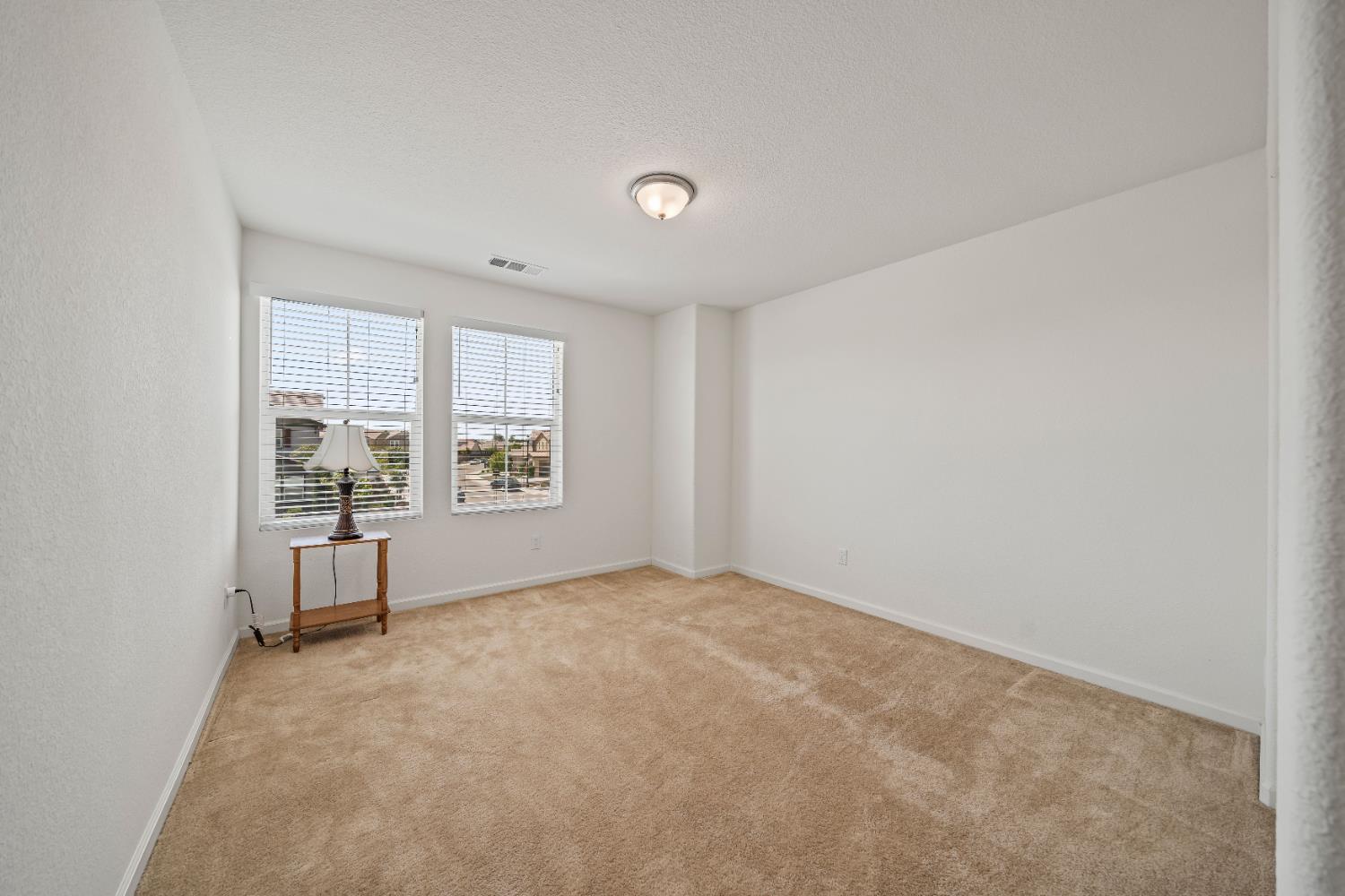 1602 Oleander Ave, Manteca, CA 95337