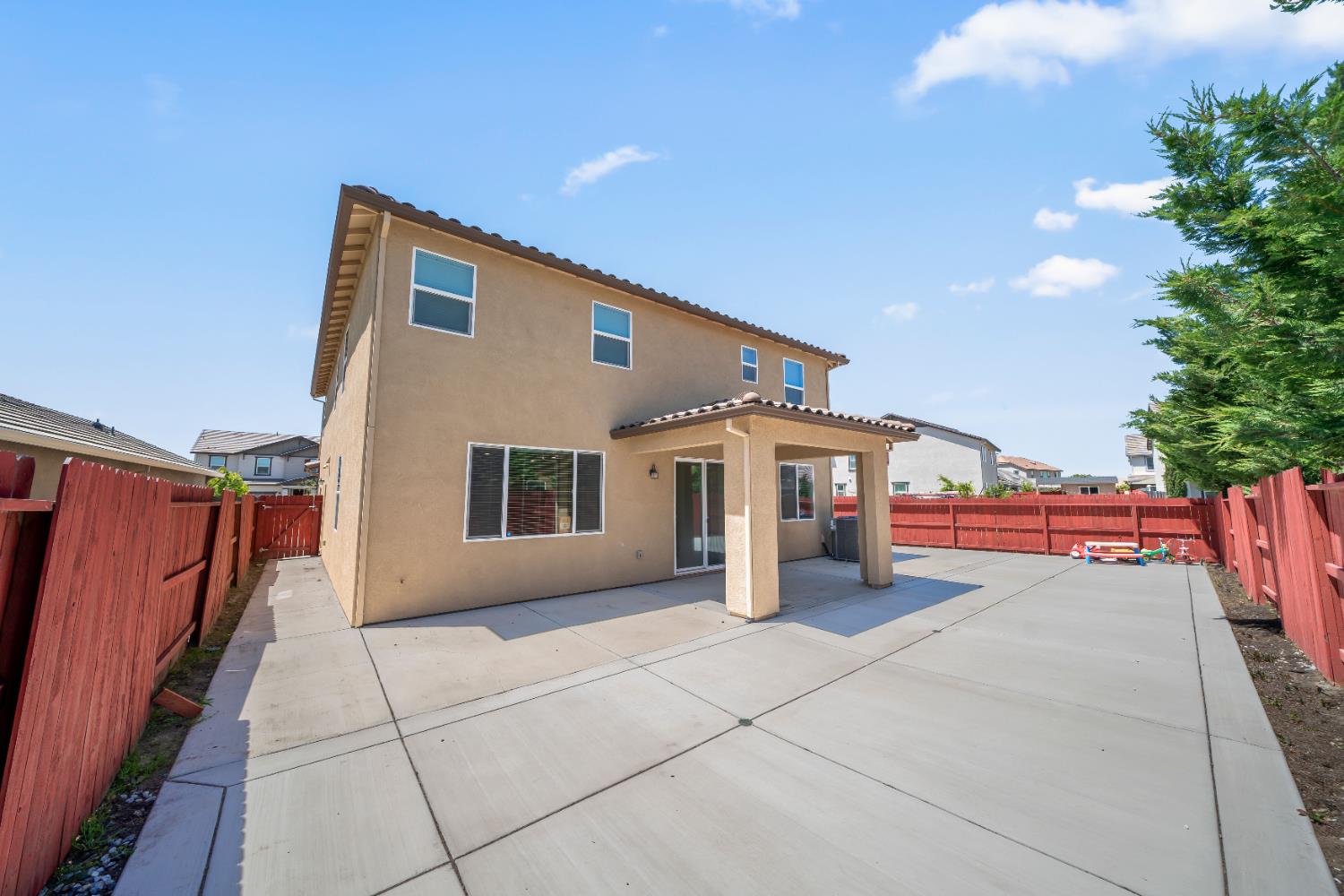 1602 Oleander Ave, Manteca, CA 95337