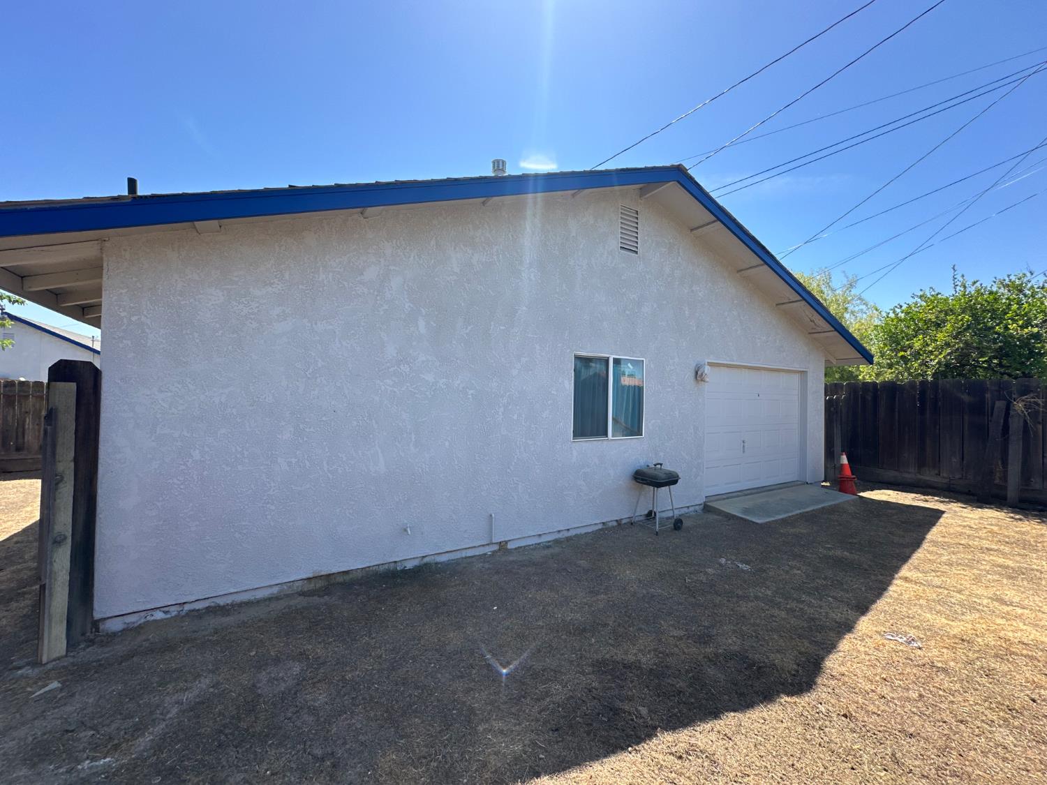960 962 F St, Los Banos, CA 93635