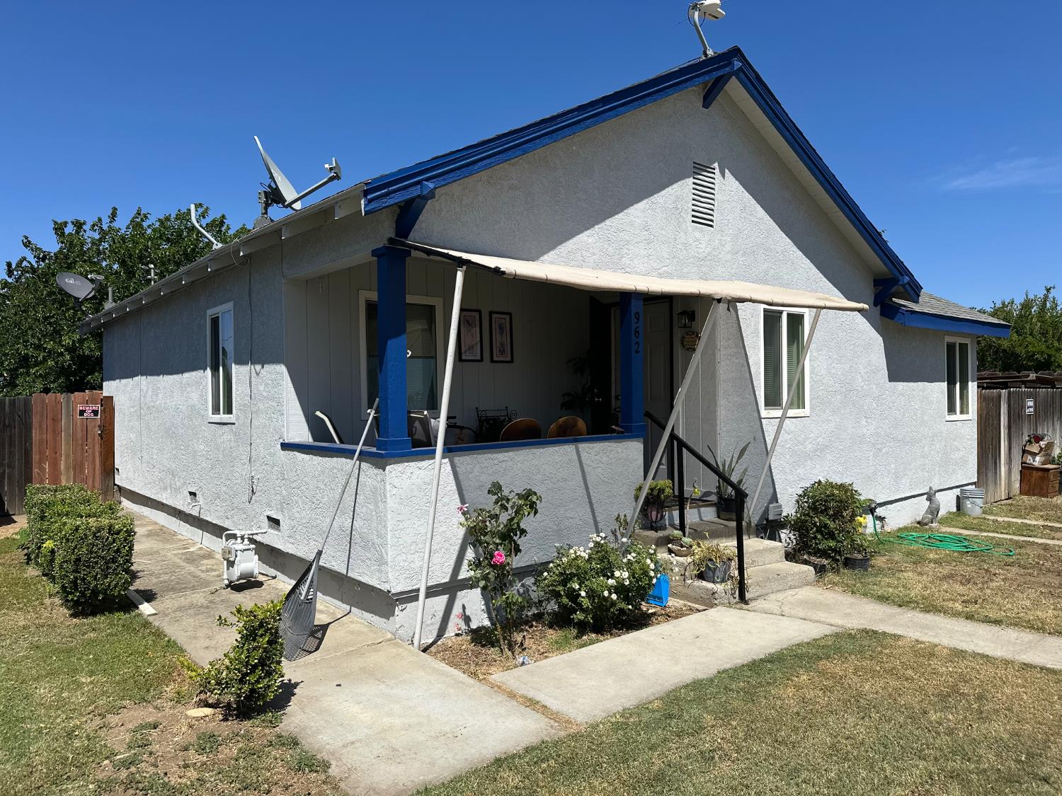 960 962 F St, Los Banos, CA 93635