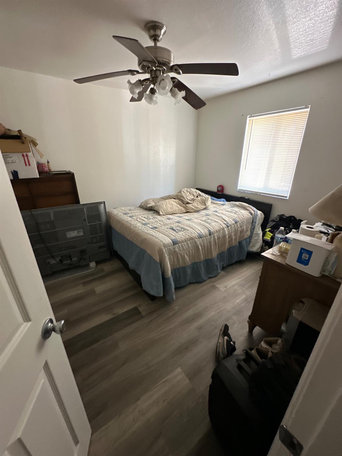 960 962 F St, Los Banos, CA 93635