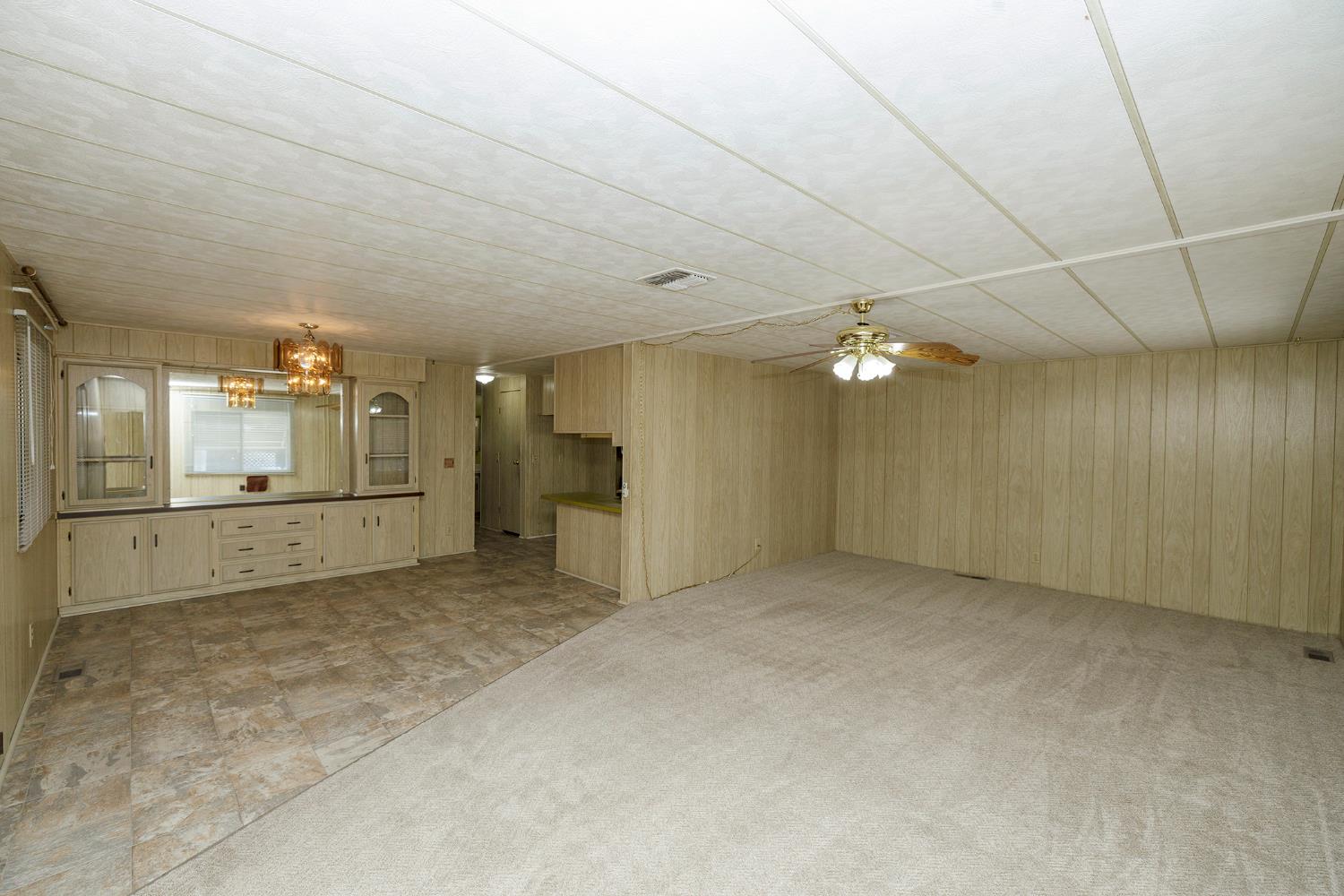 2505 Jackson #193, Escalon, CA 95320