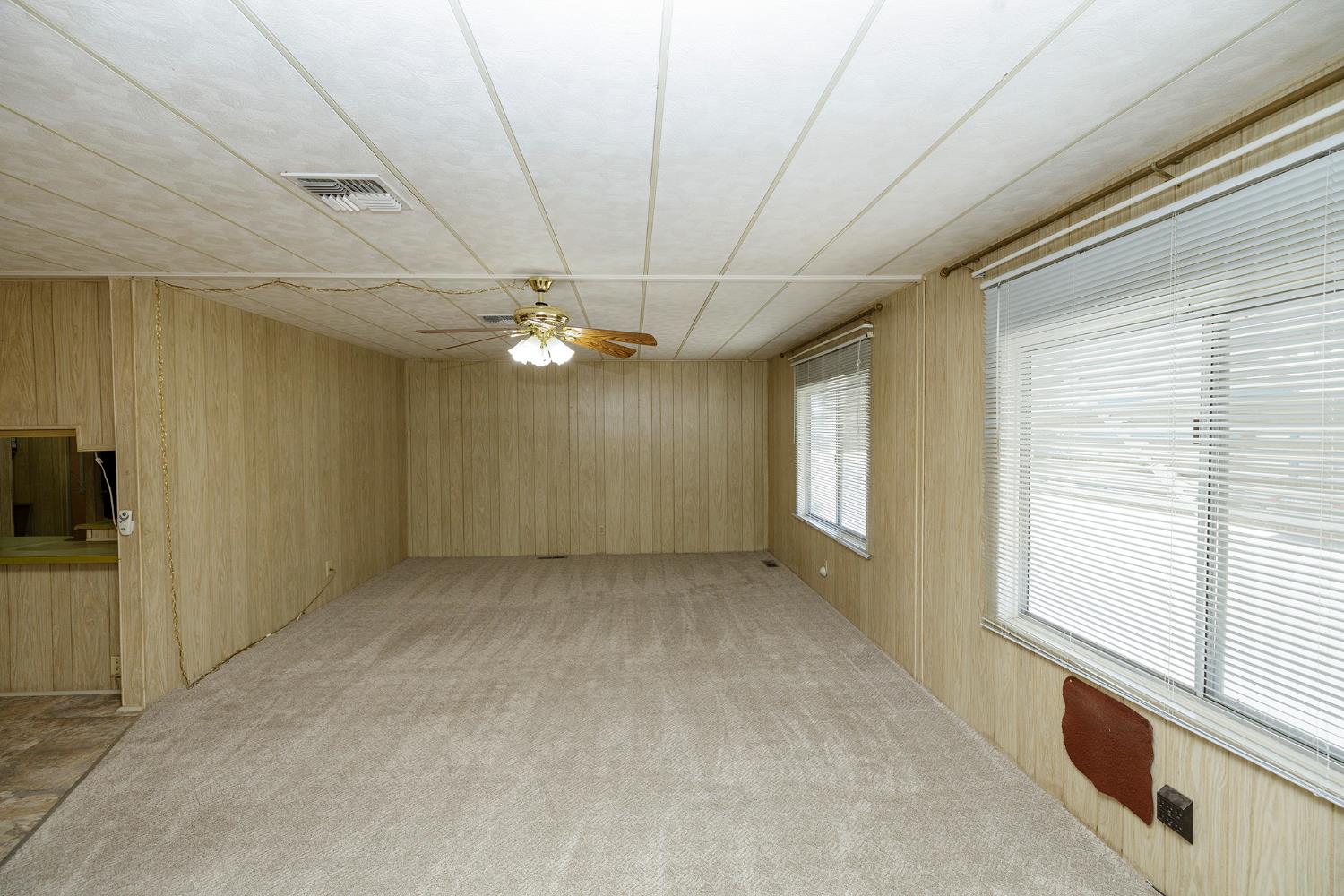 2505 Jackson #193, Escalon, CA 95320