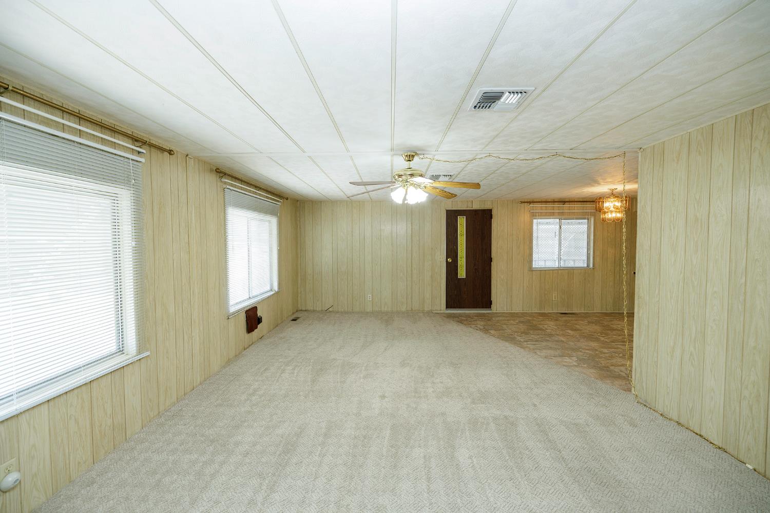 2505 Jackson #193, Escalon, CA 95320