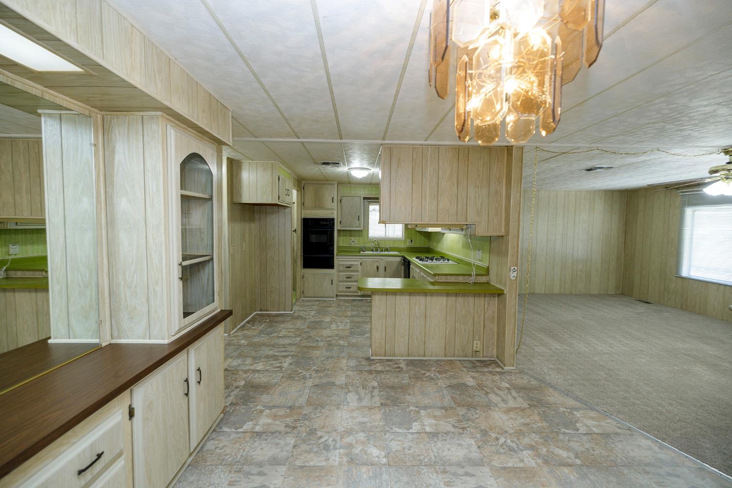 2505 Jackson #193, Escalon, CA 95320