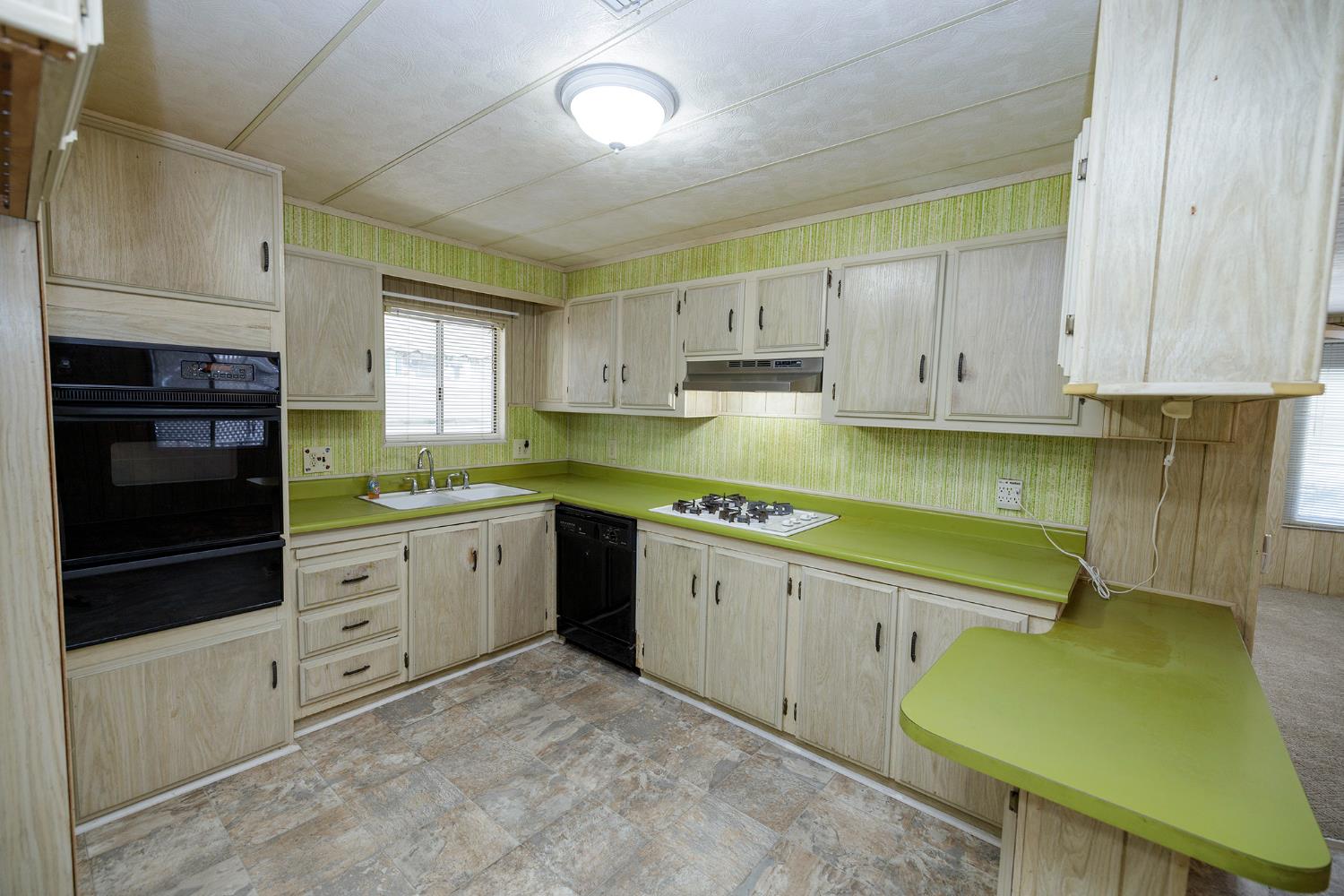 2505 Jackson #193, Escalon, CA 95320