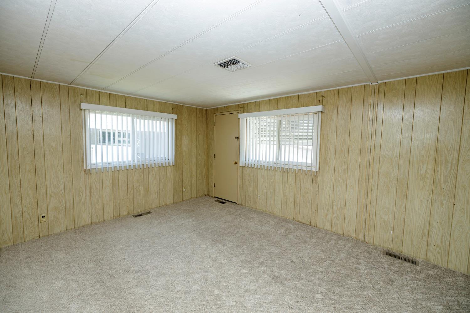 2505 Jackson #193, Escalon, CA 95320