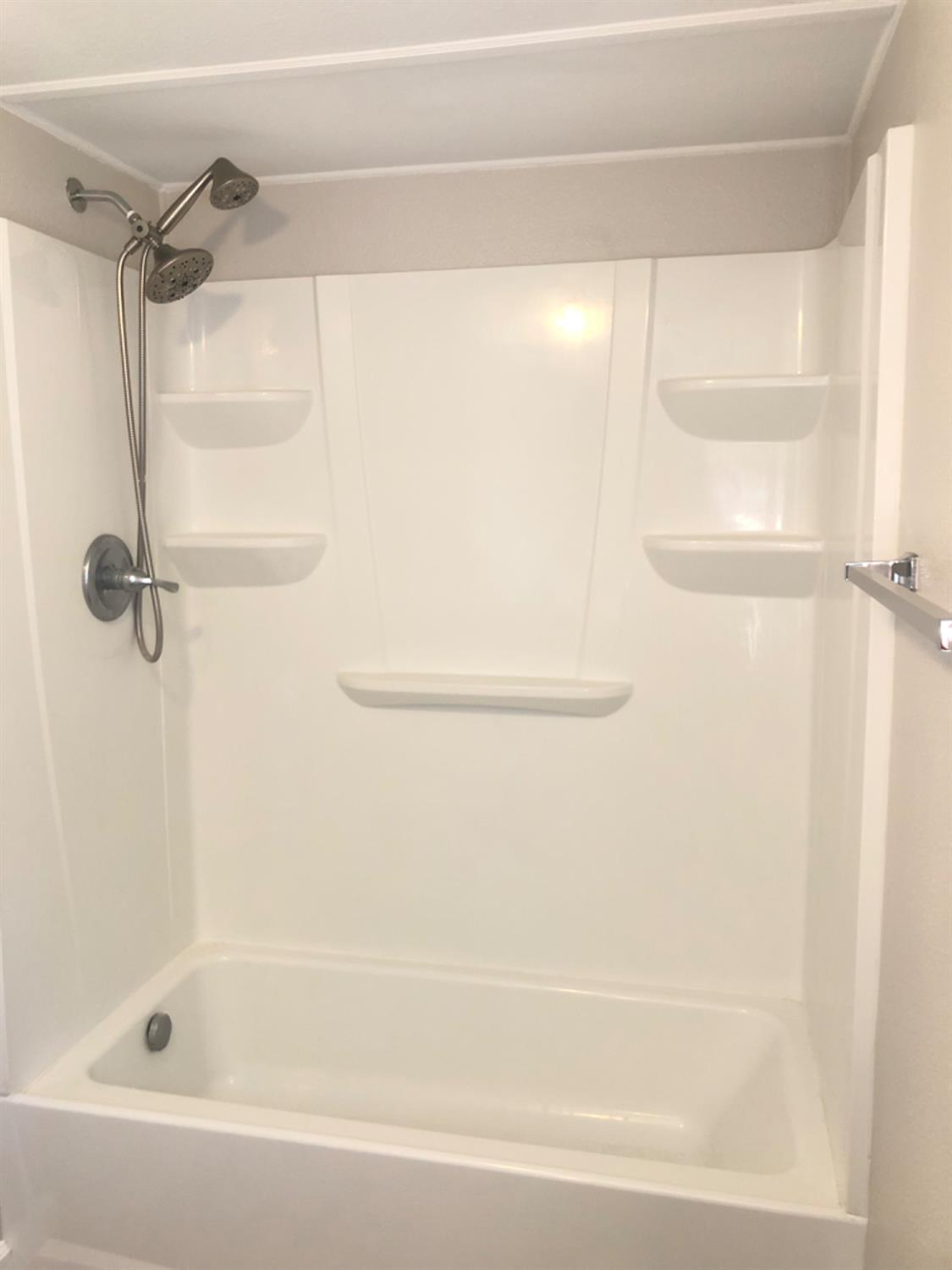 425 20TH CENTURY Blvd #D3, Turlock, CA 95380