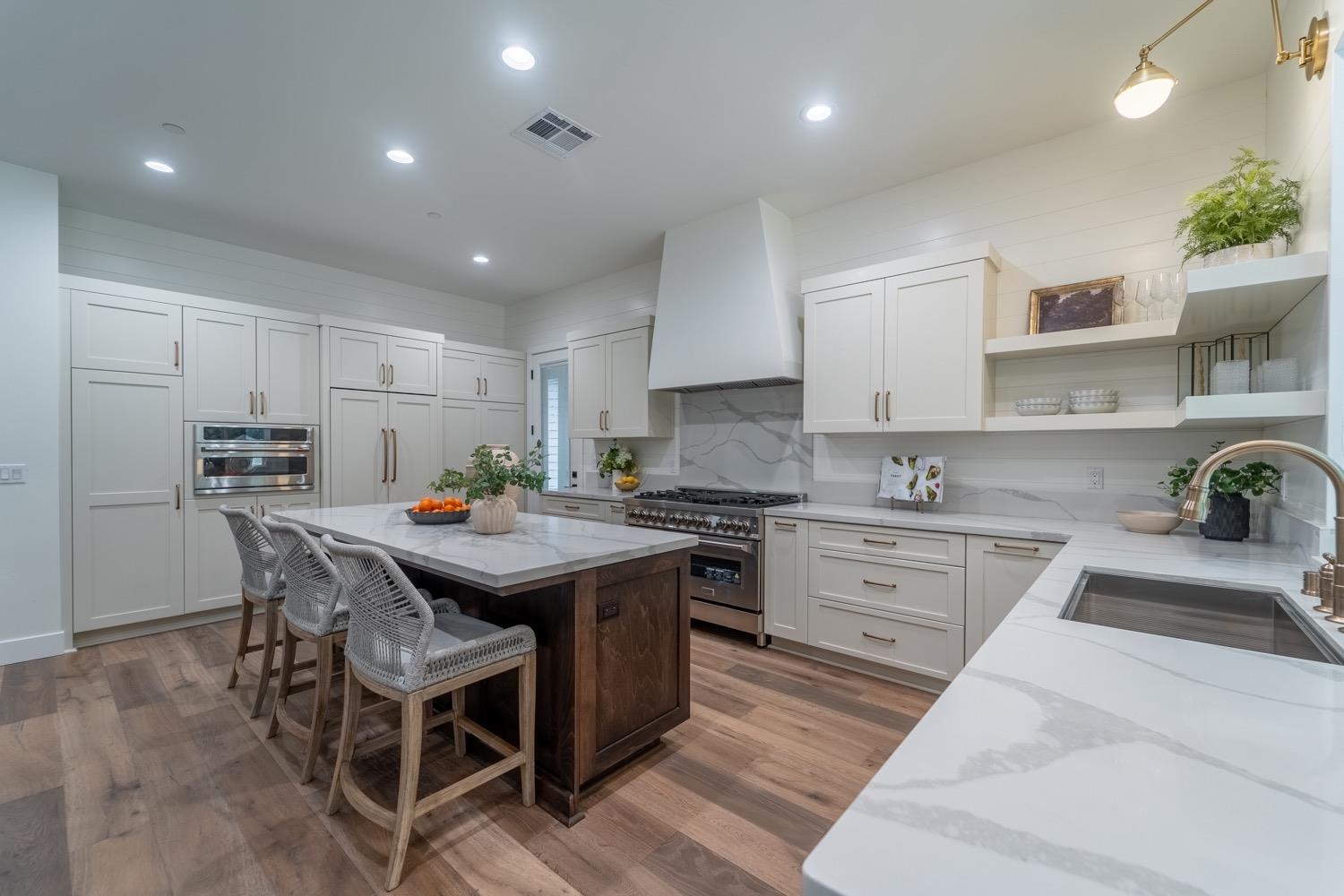 2800 Penhurst Park, Modesto, CA 95355