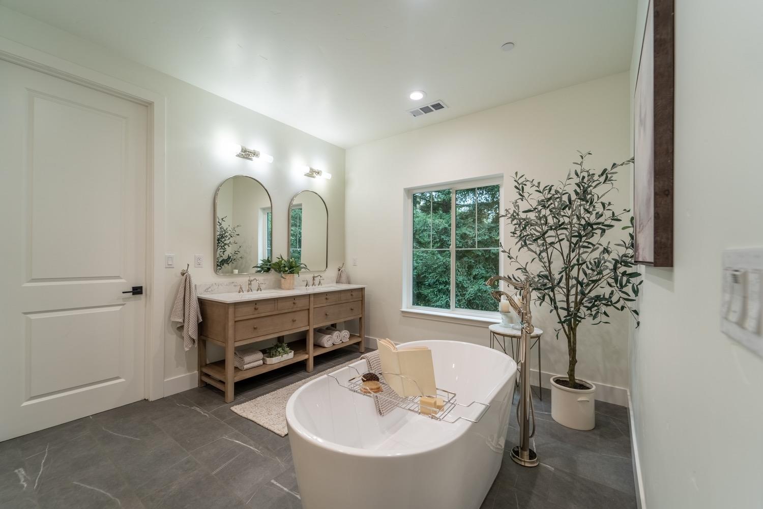 2800 Penhurst Park, Modesto, CA 95355