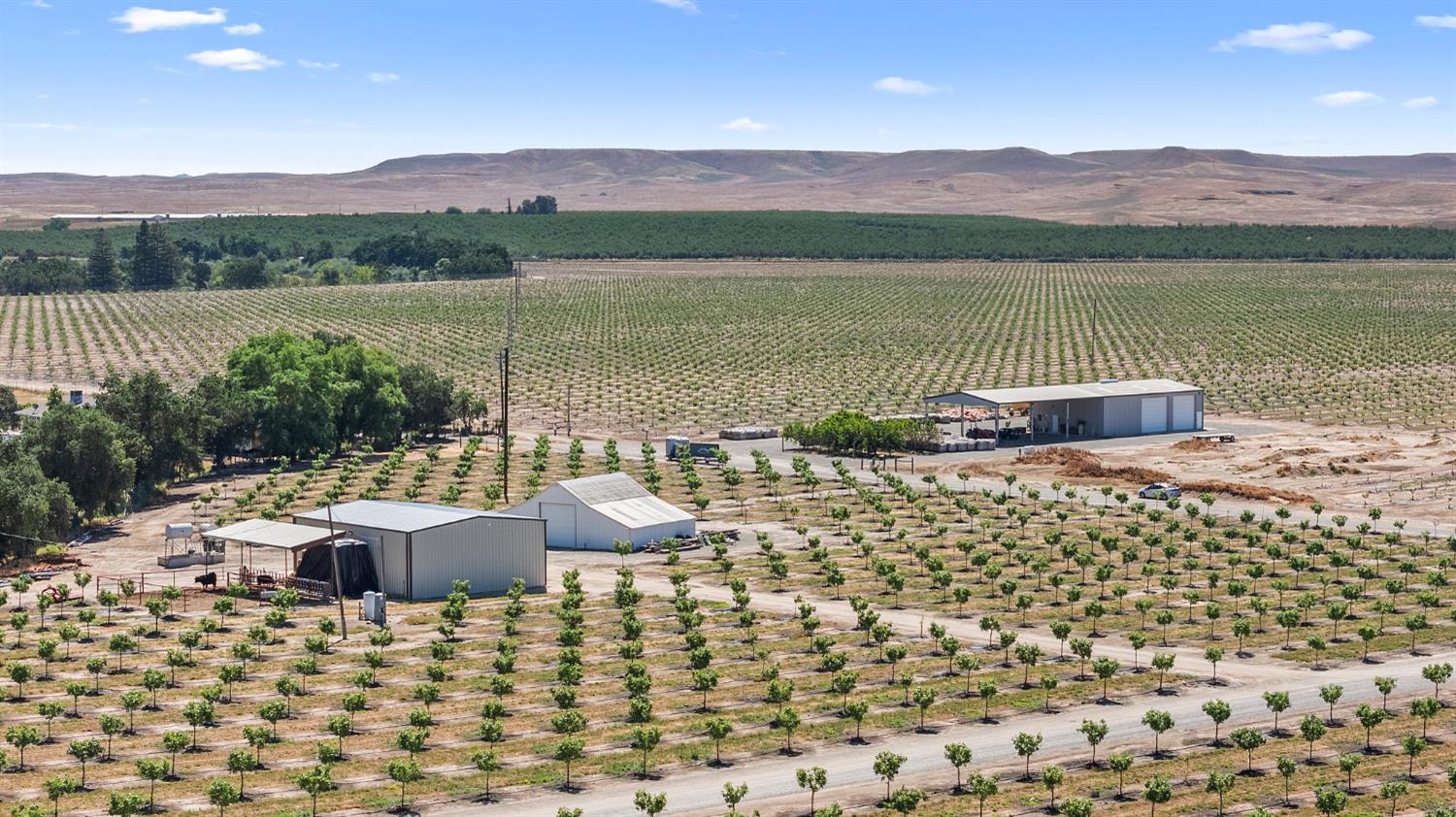 15743 N Allen Rd, Snelling, CA 95369