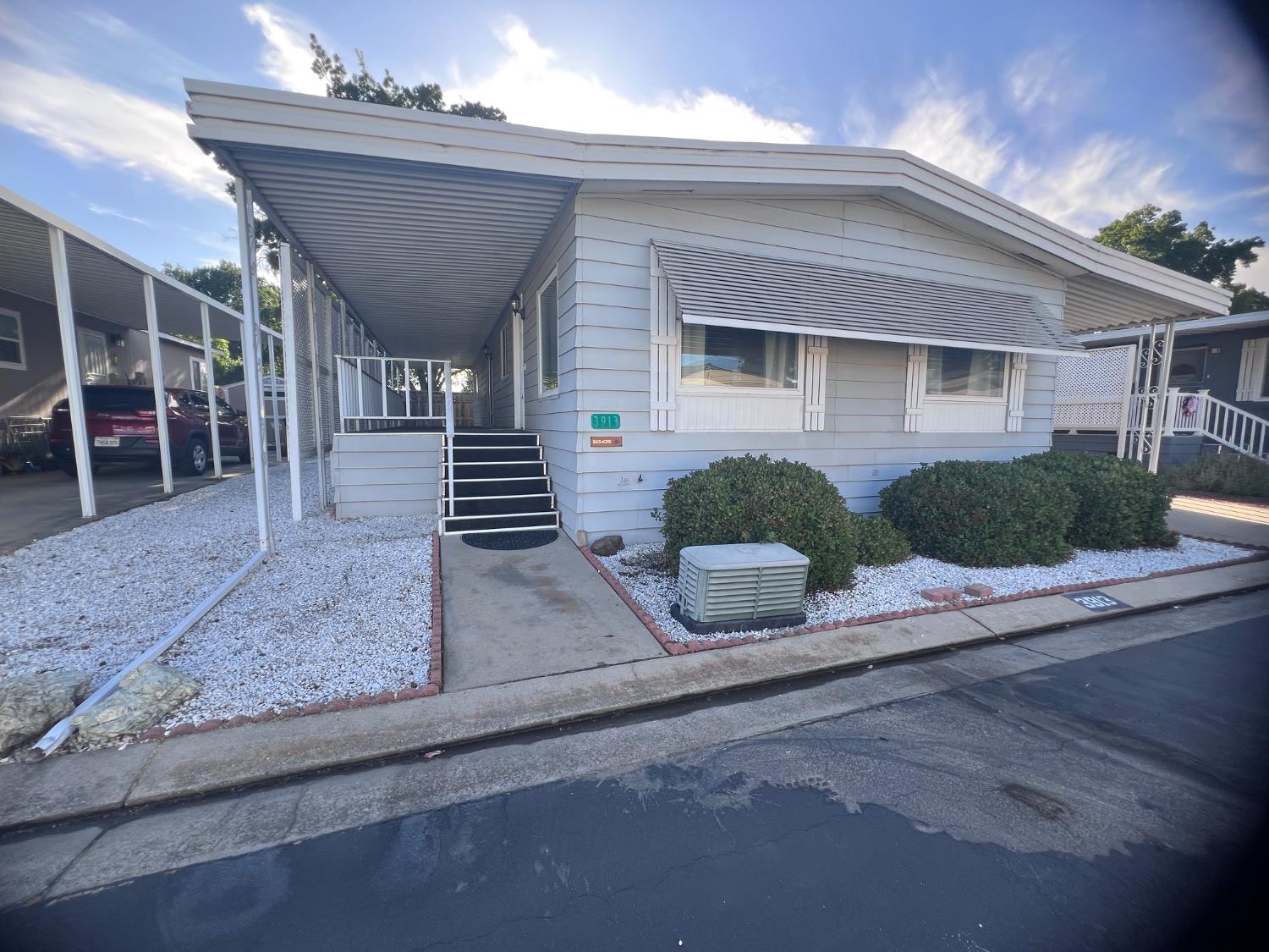 3913 Waimea Ln, Modesto, CA 95355