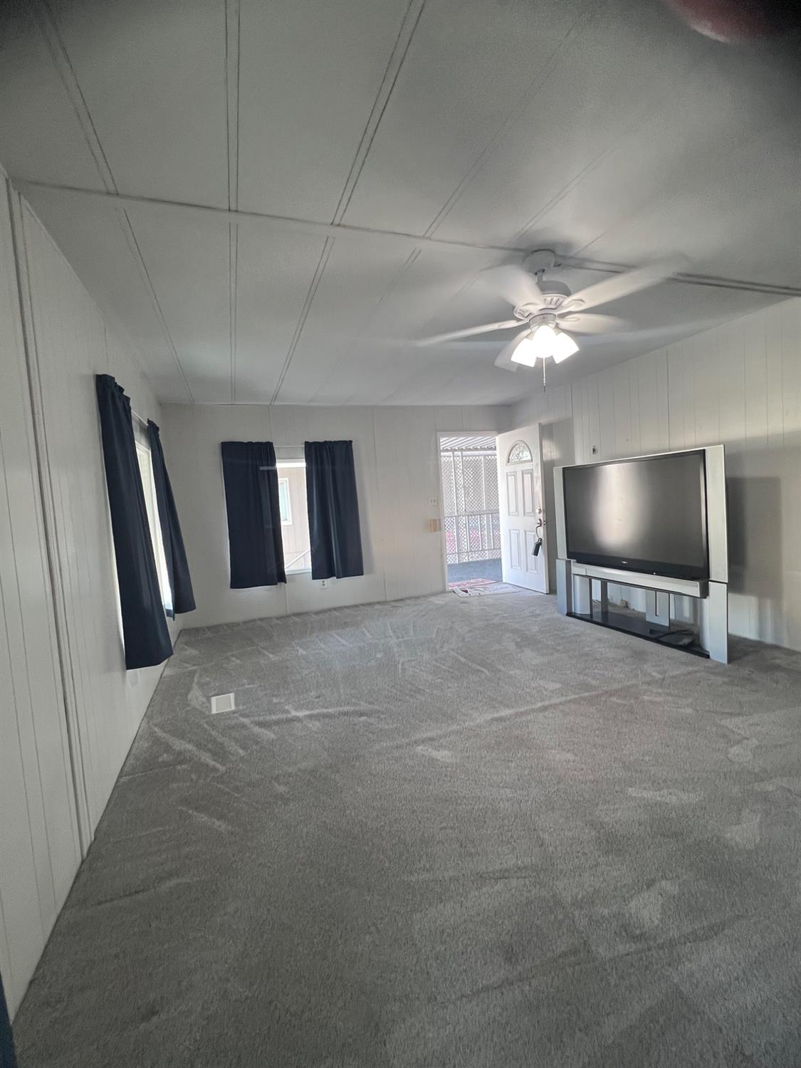 3913 Waimea Ln, Modesto, CA 95355