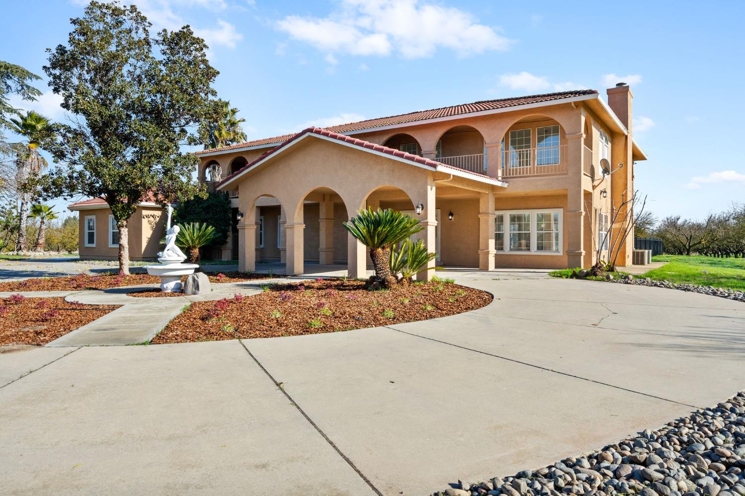 6312 Skittone Rd, Modesto, CA 95356