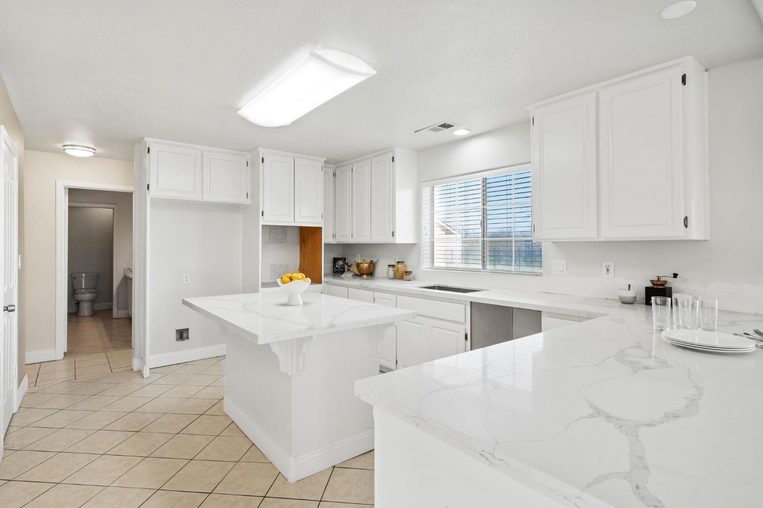 6312 Skittone Rd, Modesto, CA 95356