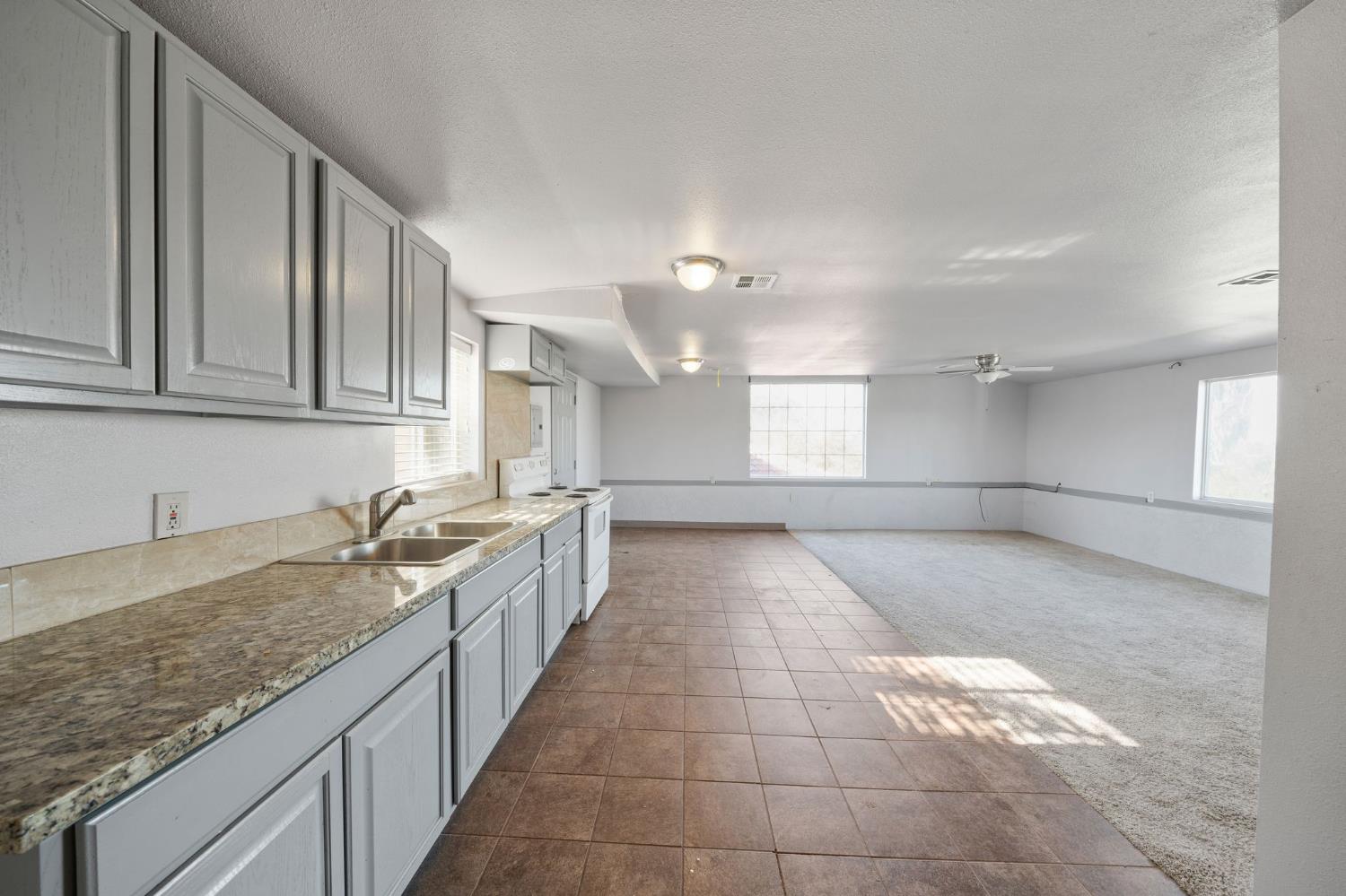 6312 Skittone Rd, Modesto, CA 95356