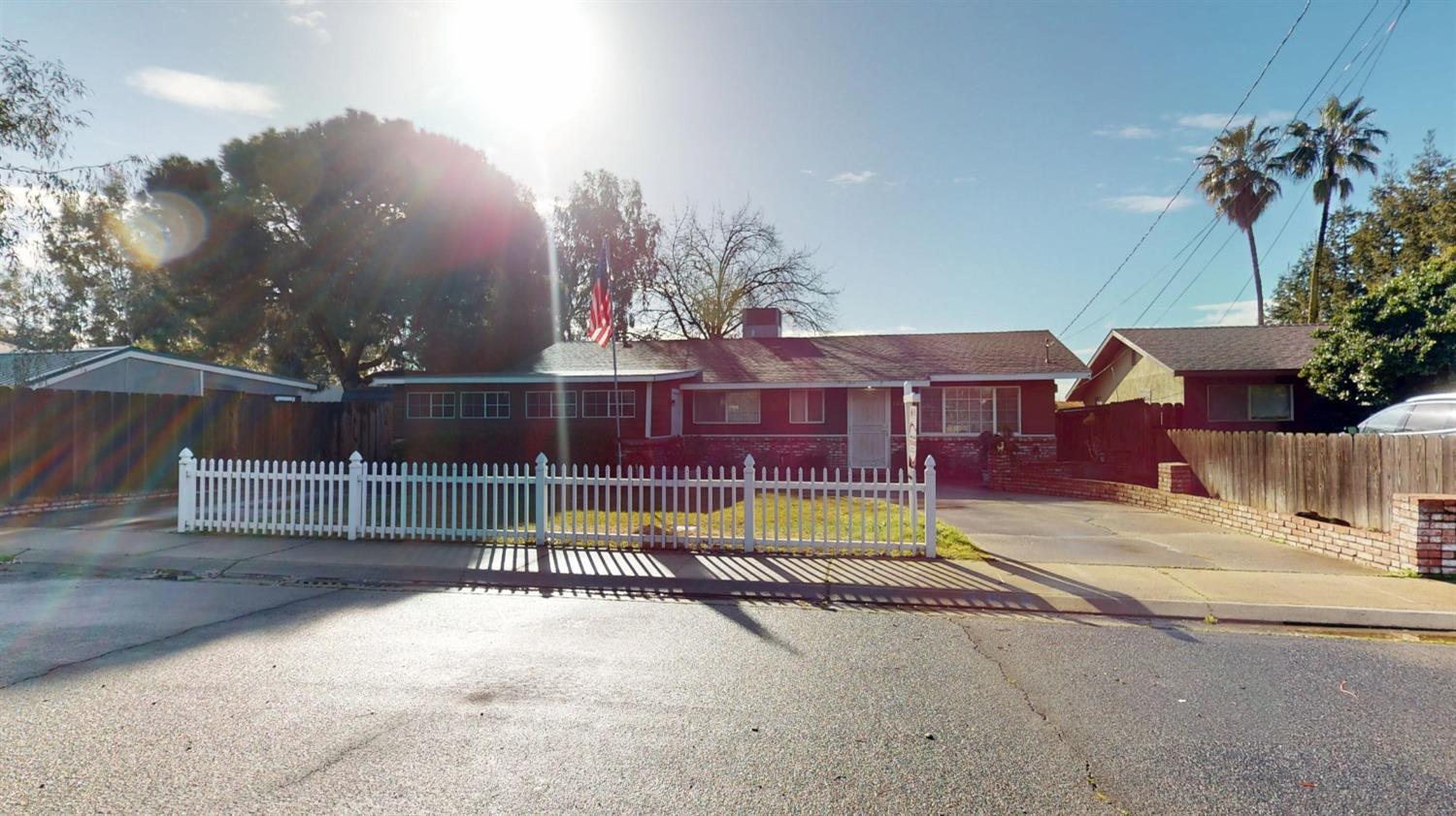 13118 6th St, Hickman, CA 95323