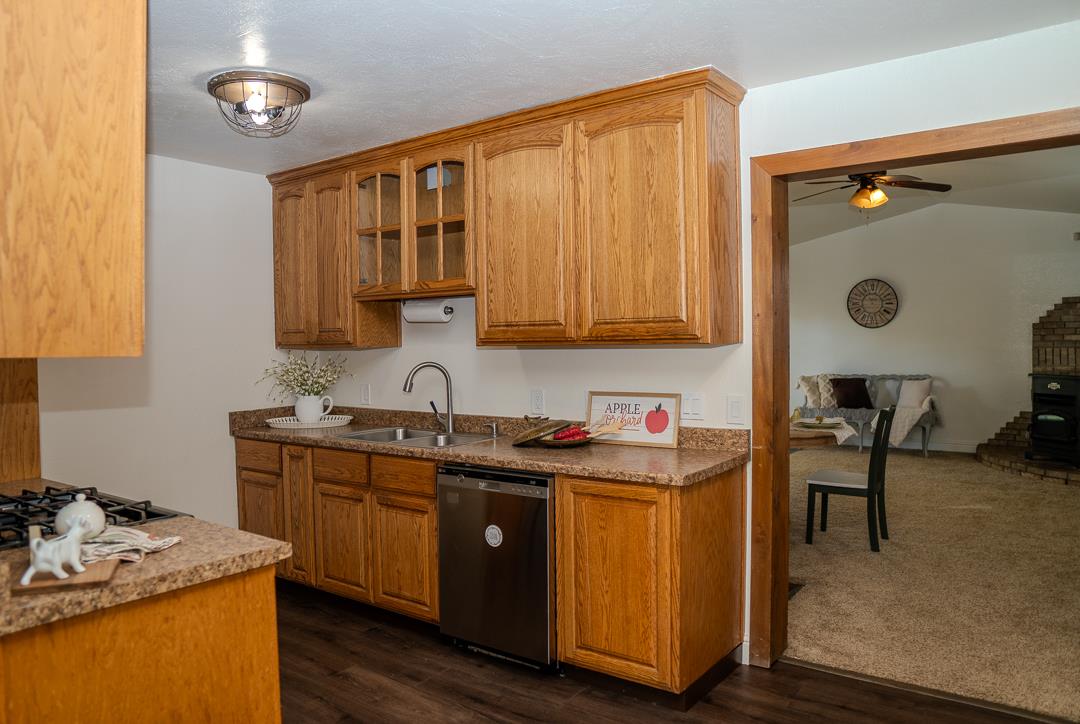 13118 6th St, Hickman, CA 95323