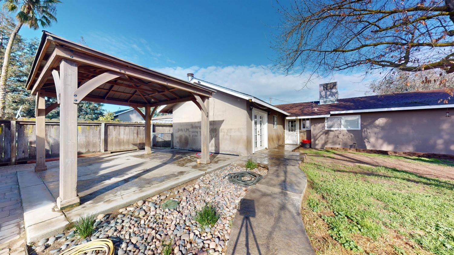 13118 6th St, Hickman, CA 95323