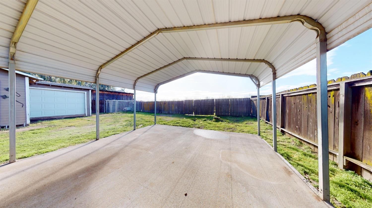 13118 6th St, Hickman, CA 95323