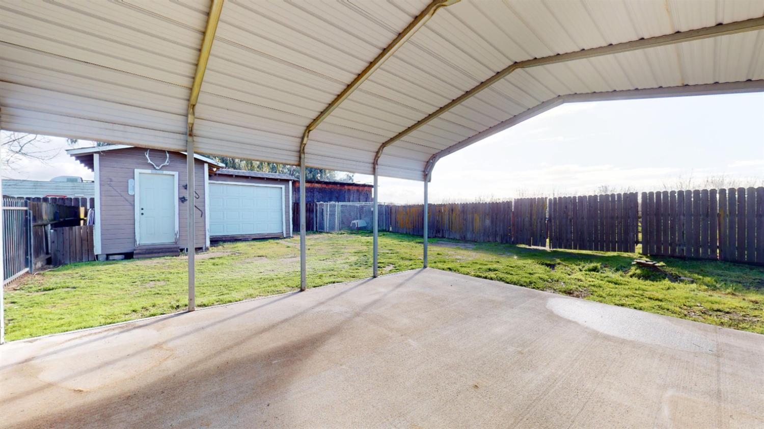 13118 6th St, Hickman, CA 95323