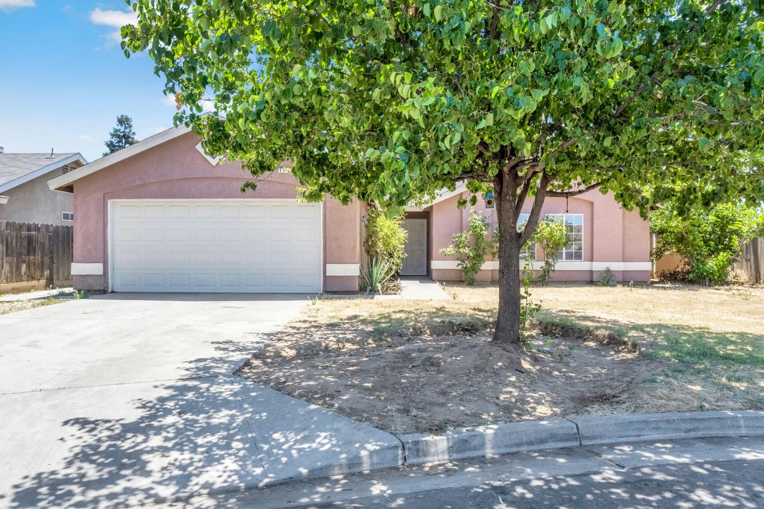 5140 E Belgravia Ave, Fresno, CA 93725