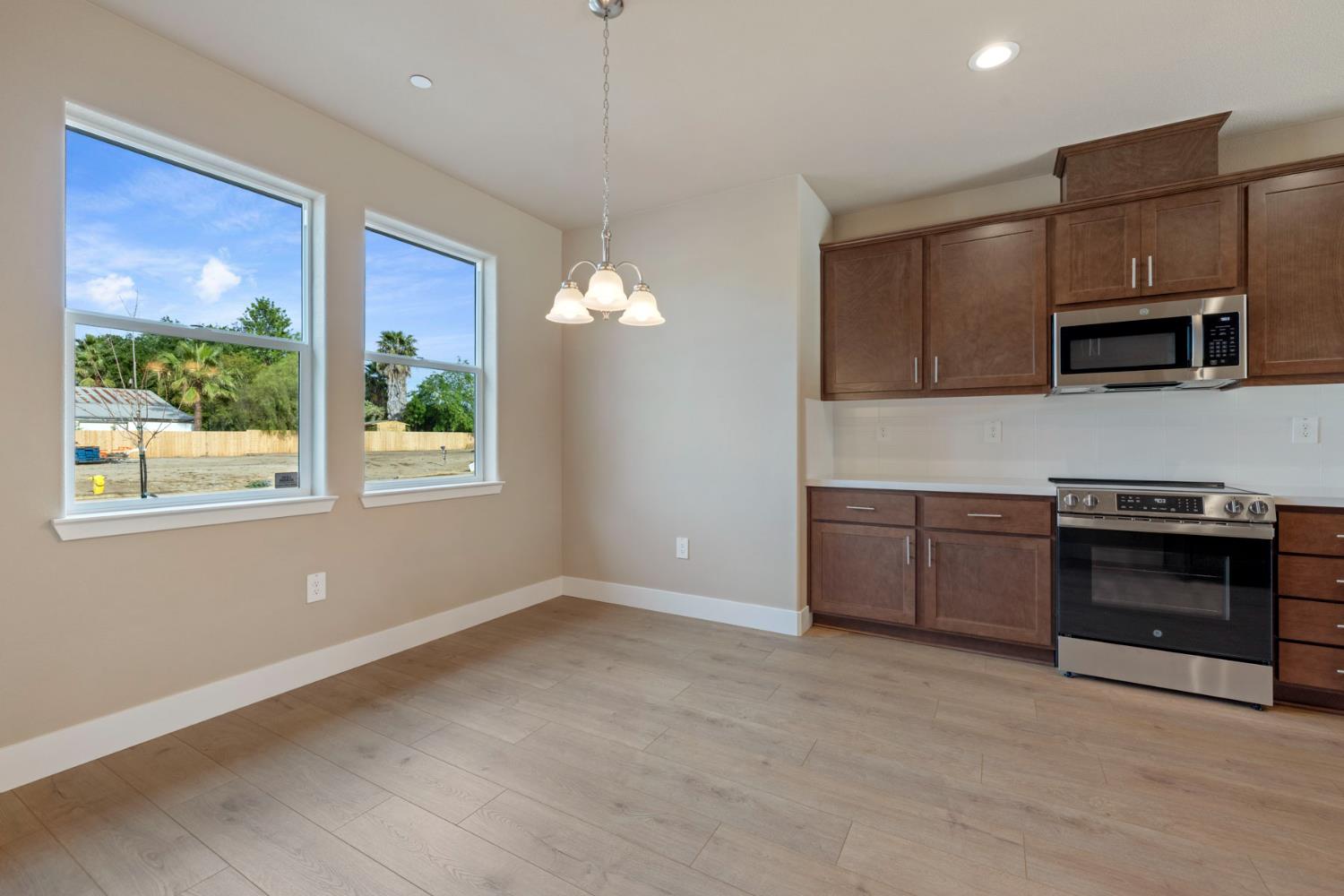 1836 Lovejoy Pl, Manteca, CA 95337