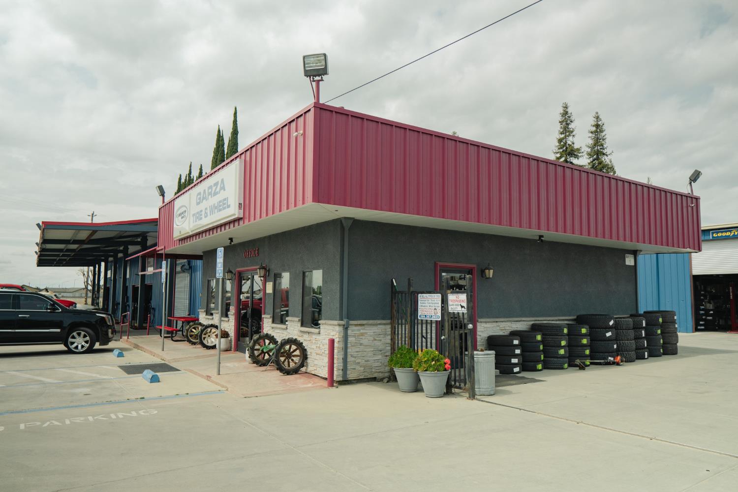 6886 Santa Fe Dr, Winton, CA 95388