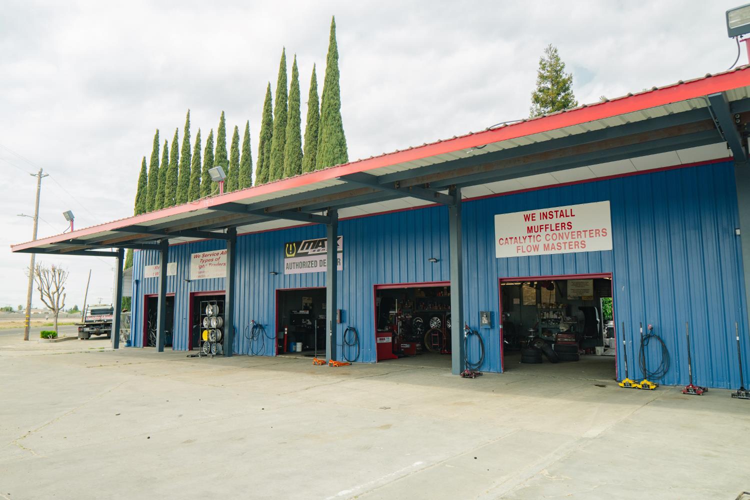 6886 Santa Fe Dr, Winton, CA 95388