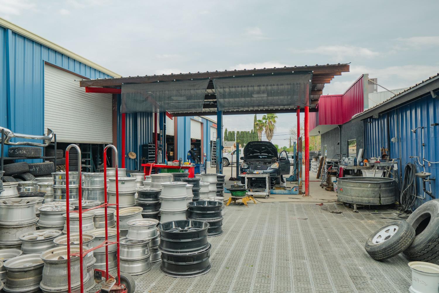 6886 Santa Fe Dr, Winton, CA 95388