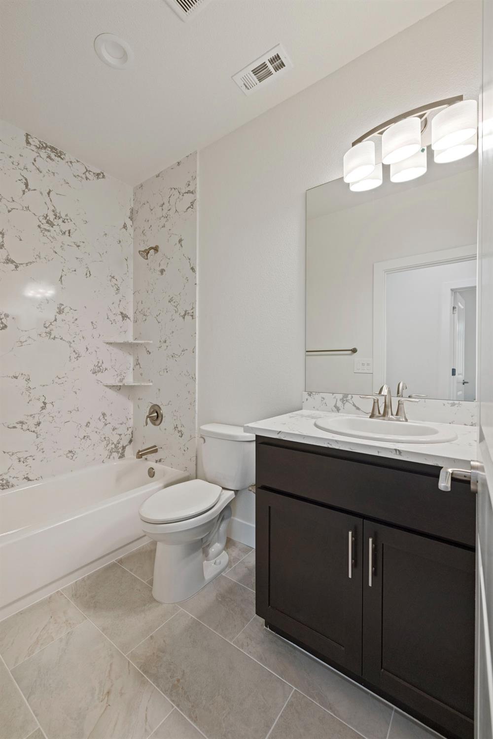 1852 Lovejoy Pl, Manteca, CA 95337