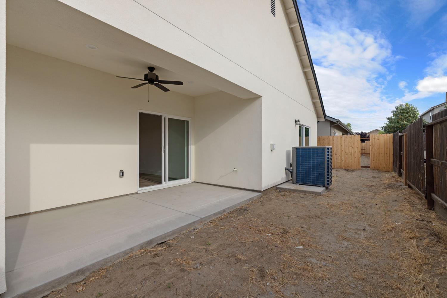 1852 Lovejoy Pl, Manteca, CA 95337