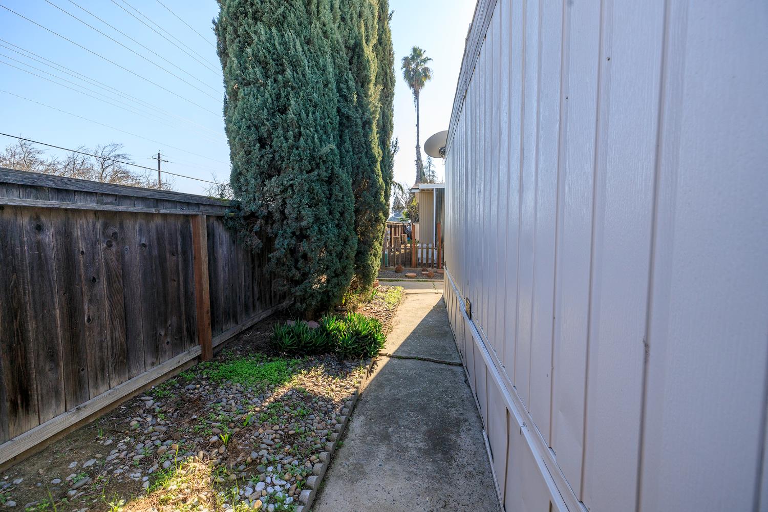 4837 Faith Home Rd #4, Ceres, CA 95307