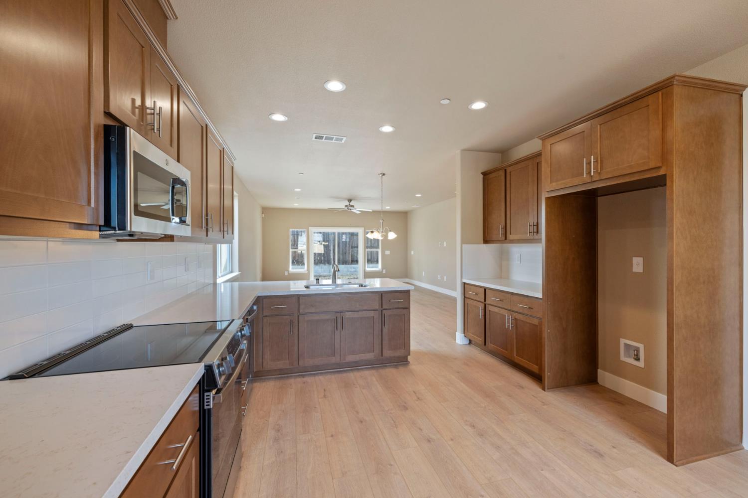 1818 Lovejoy Pl, Manteca, CA 95337