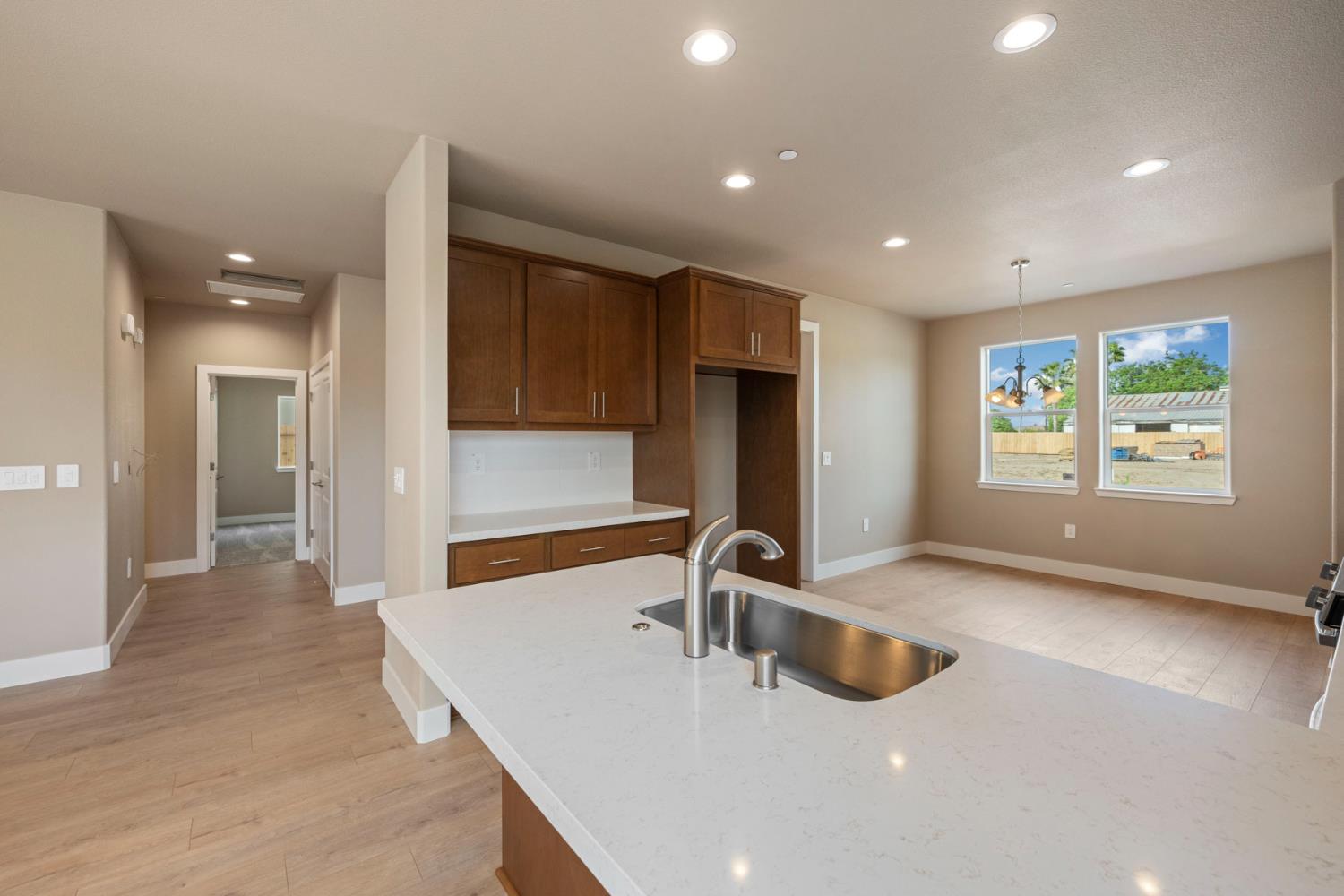 1818 Lovejoy Pl, Manteca, CA 95337