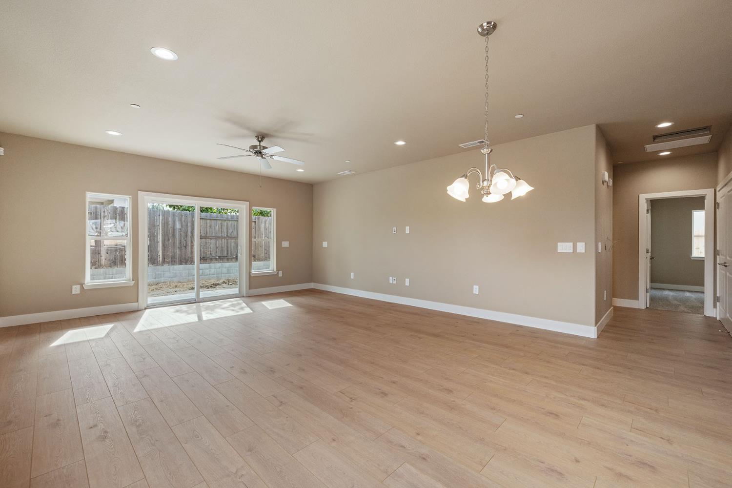 1818 Lovejoy Pl, Manteca, CA 95337