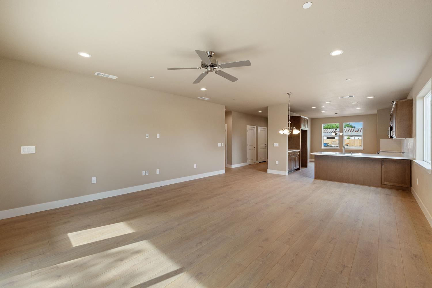 1818 Lovejoy Pl, Manteca, CA 95337