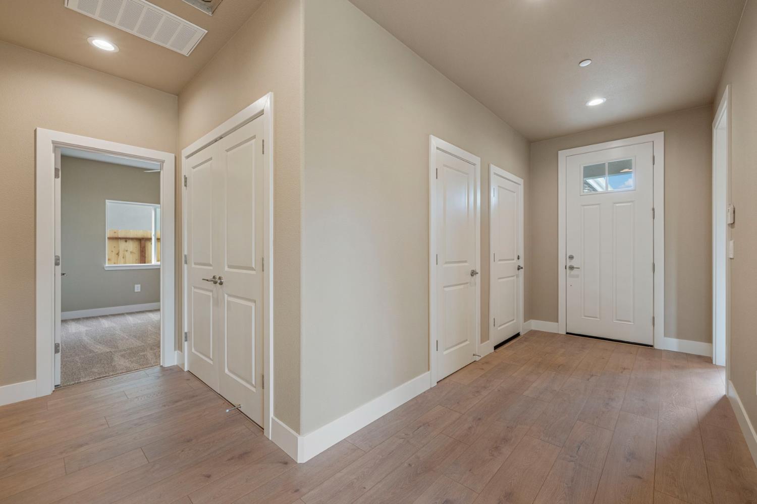 1818 Lovejoy Pl, Manteca, CA 95337