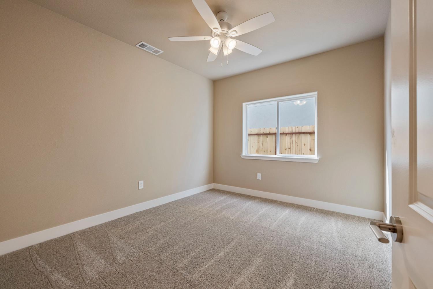 1818 Lovejoy Pl, Manteca, CA 95337