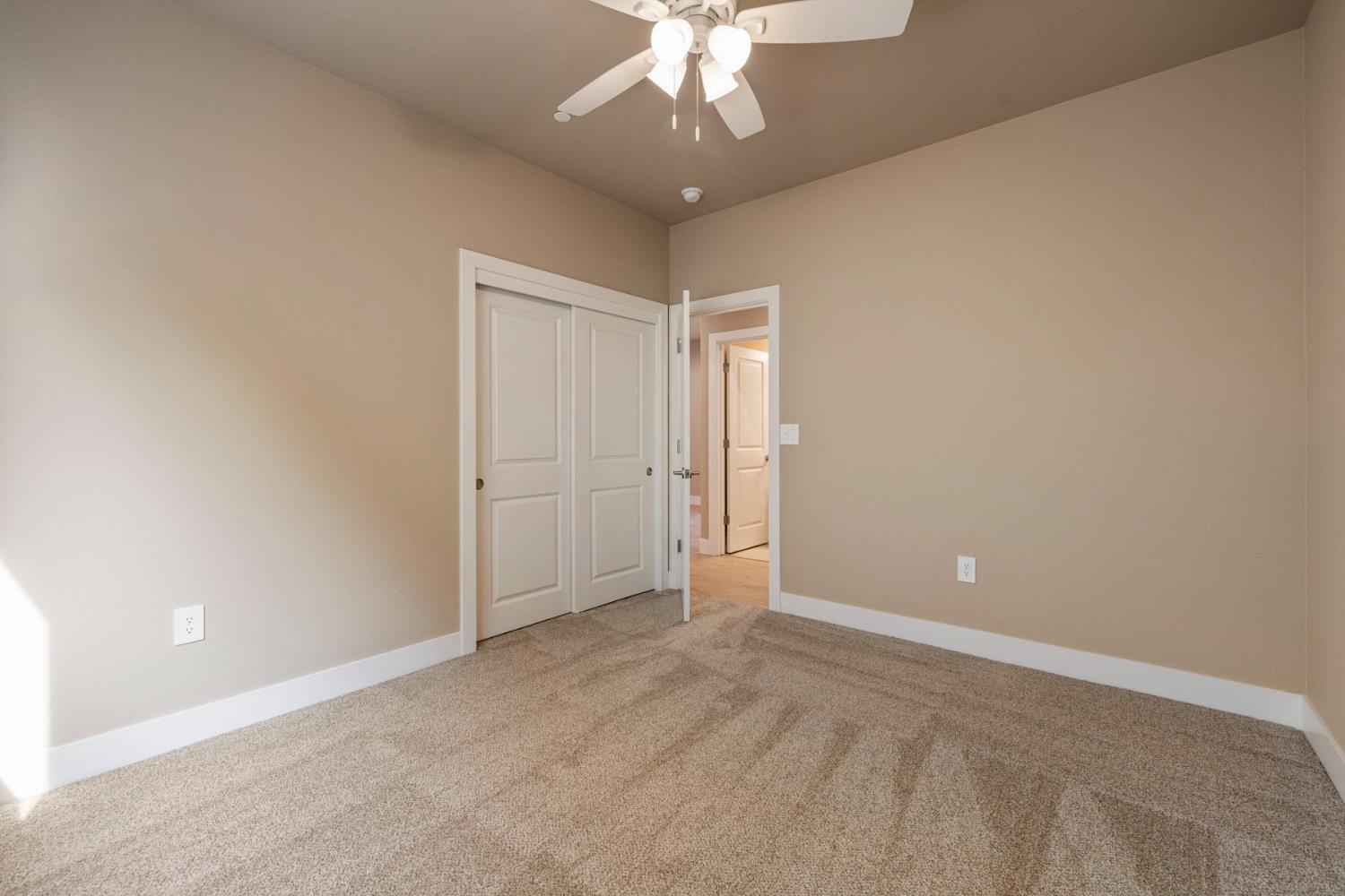 1818 Lovejoy Pl, Manteca, CA 95337