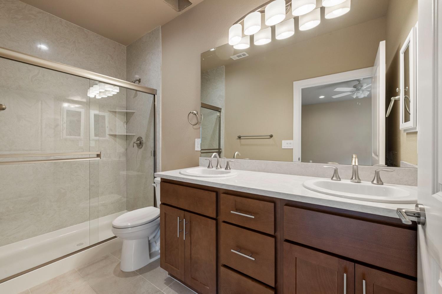 1818 Lovejoy Pl, Manteca, CA 95337