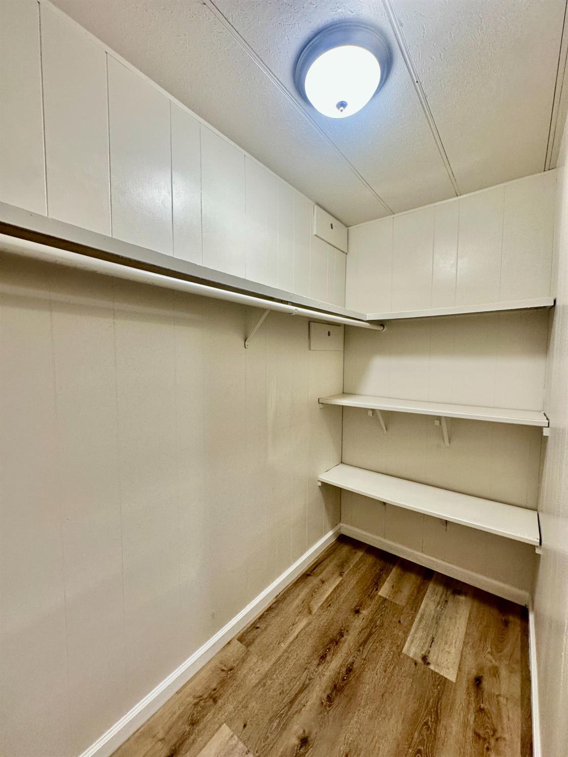 1830 E yosemite, Manteca, CA 95336