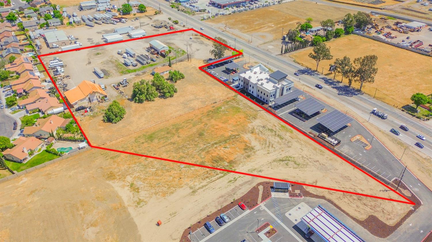 2524 E Pacheco Blvd, Los Banos, CA 93635