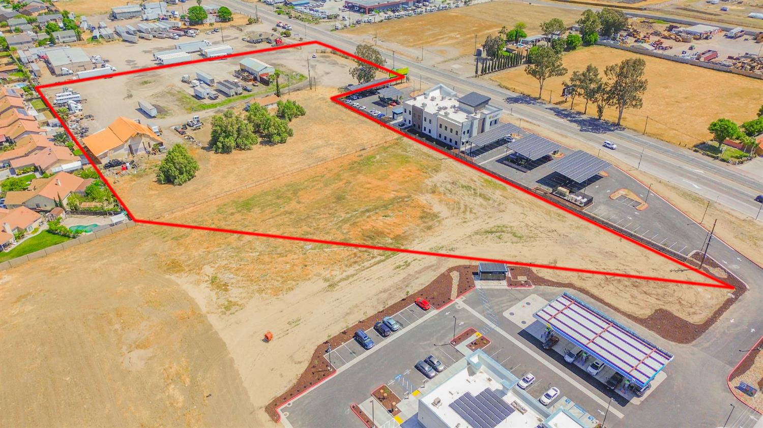 2524 E Pacheco Blvd, Los Banos, CA 93635