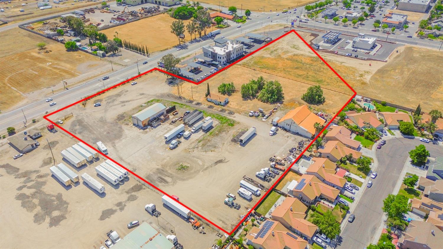 2524 E Pacheco Blvd, Los Banos, CA 93635